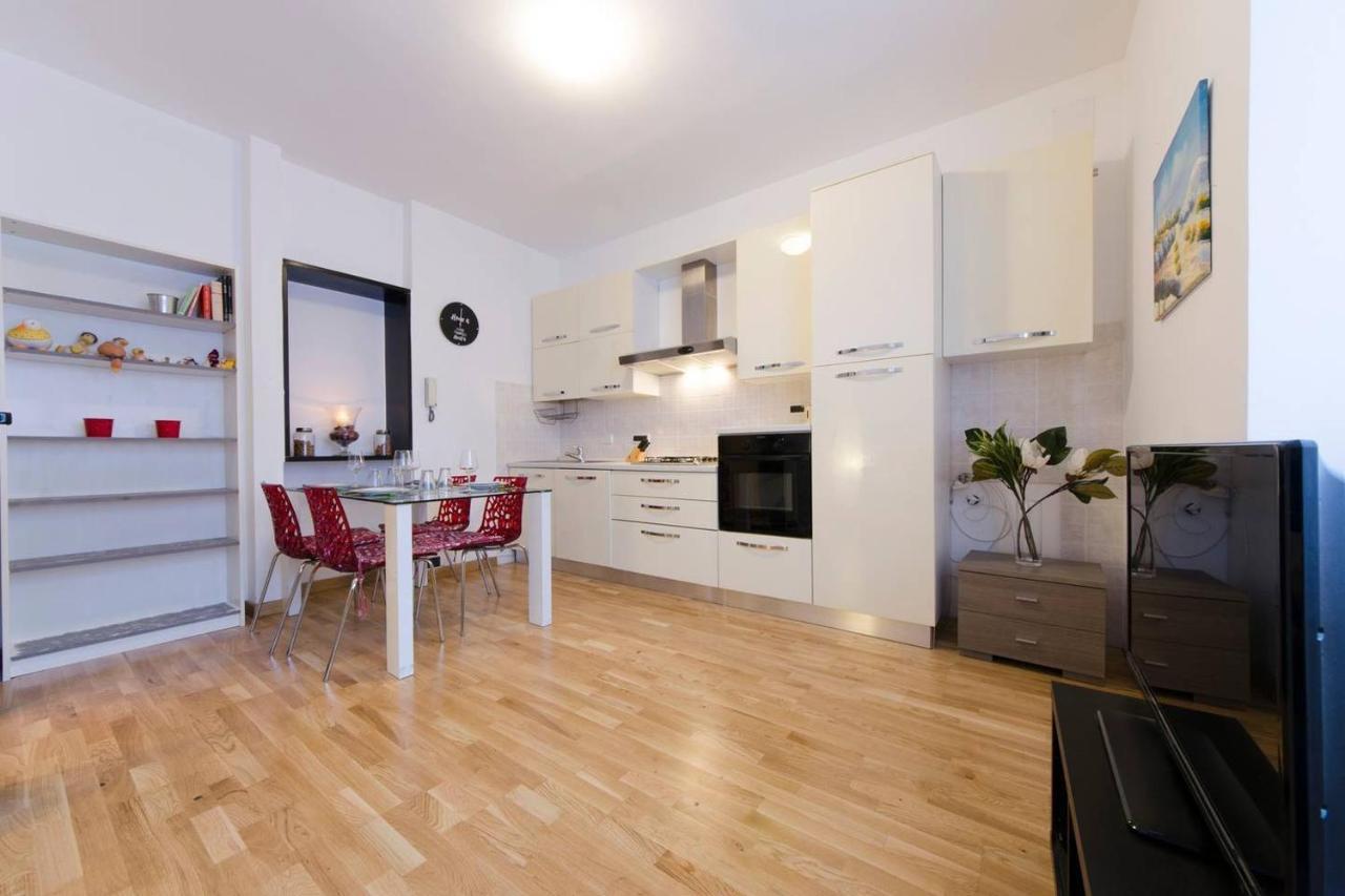 Altido Elegant 1 Bedroom Apt Moments From The Sea Genoa Exterior photo
